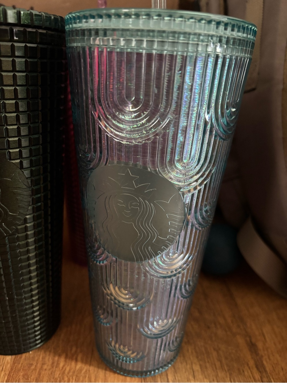 8 total Starbucks 24 oz tumblers. - Picture 5 of 10